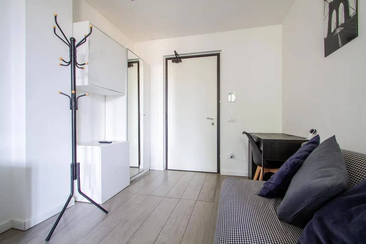 Lux Apartment Milano Metro M2 Italia
